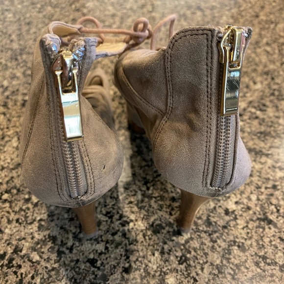 Tan Lace-Up Open Toe Sandals - Picture 4 of 7